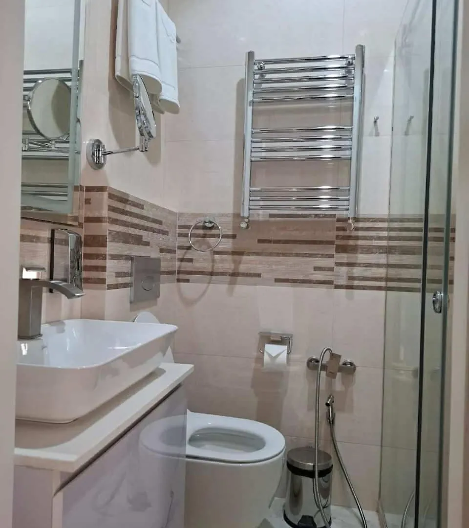 Westhills Διαμέρισμα Τυφλίδα